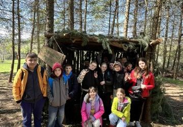 Klasa 5 na przyrodniczej przygodzie w Łosiu